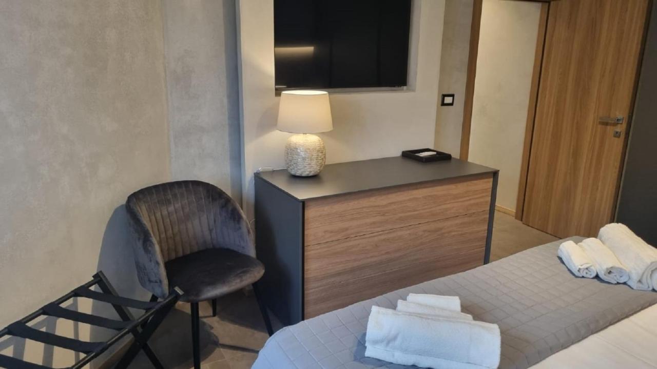 Apartamento Dimora Dei Viaggiatori CTA Exterior foto